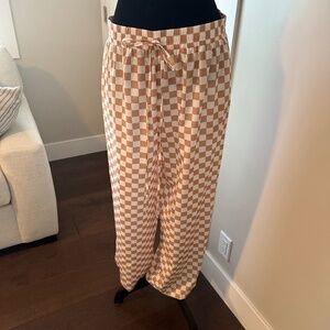 Wide Leg Checkered Pants XL Tan White Pull-On Elastic Waist Lounge Pants